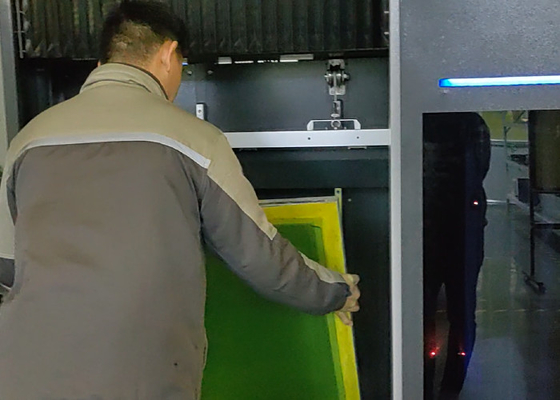 खरीदें CTS2232V के साथ उच्च-सटीक बड़े पैमाने पर डिजिटल प्रिंटिंगः 2200x3200mm अधिकतम स्क्रीन आकार, 1270dpi अधिकतम रिज़ॉल्यूशन ऑनलाइन निर्माण